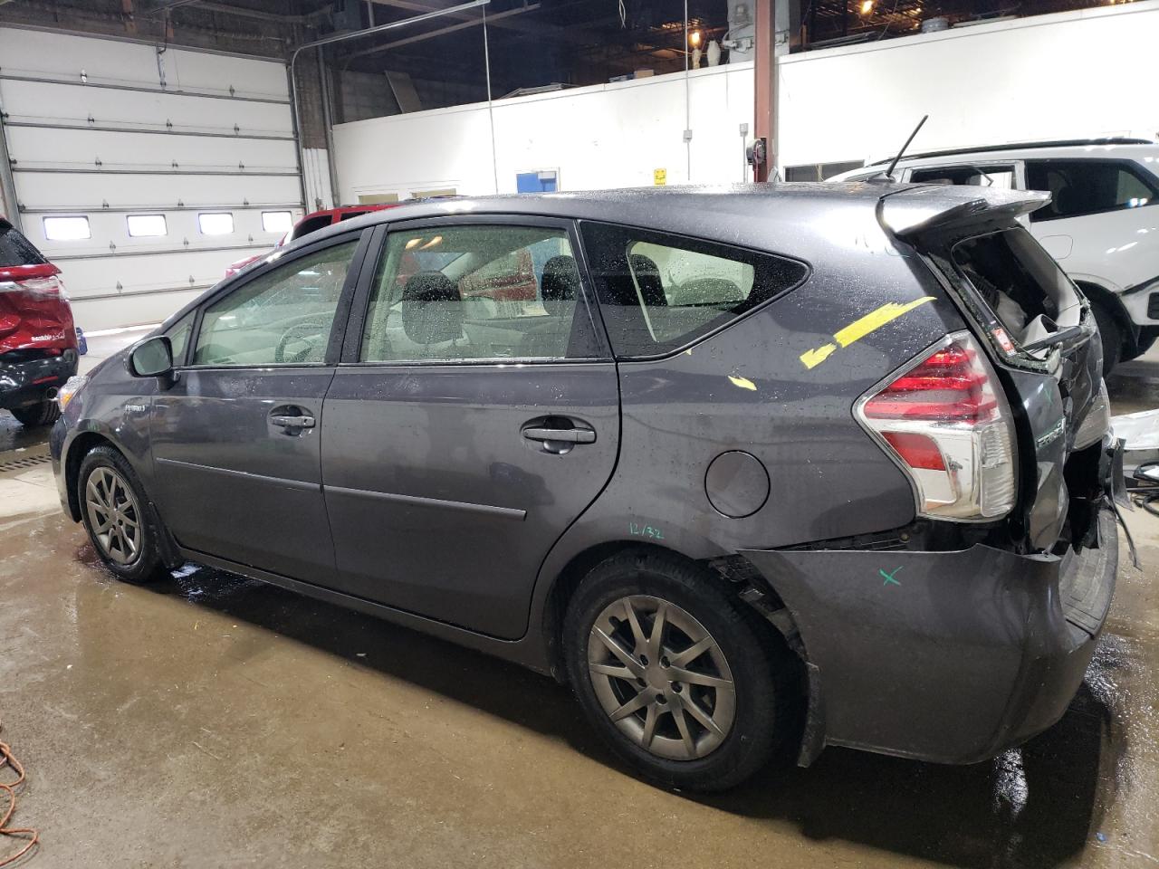 Photo 1 VIN: JTDZN3EU7HJ070588 - TOYOTA PRIUS 