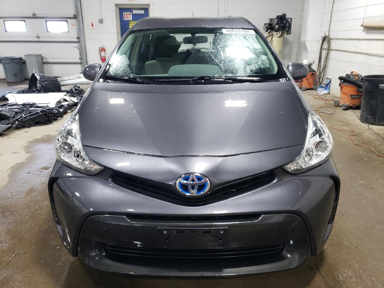 Photo 4 VIN: JTDZN3EU7HJ070588 - TOYOTA PRIUS 