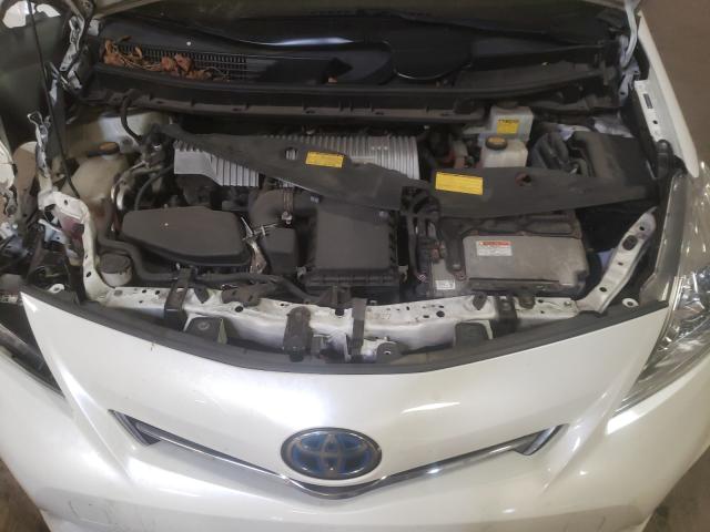 Photo 6 VIN: JTDZN3EU8C3024054 - TOYOTA PRIUS V 