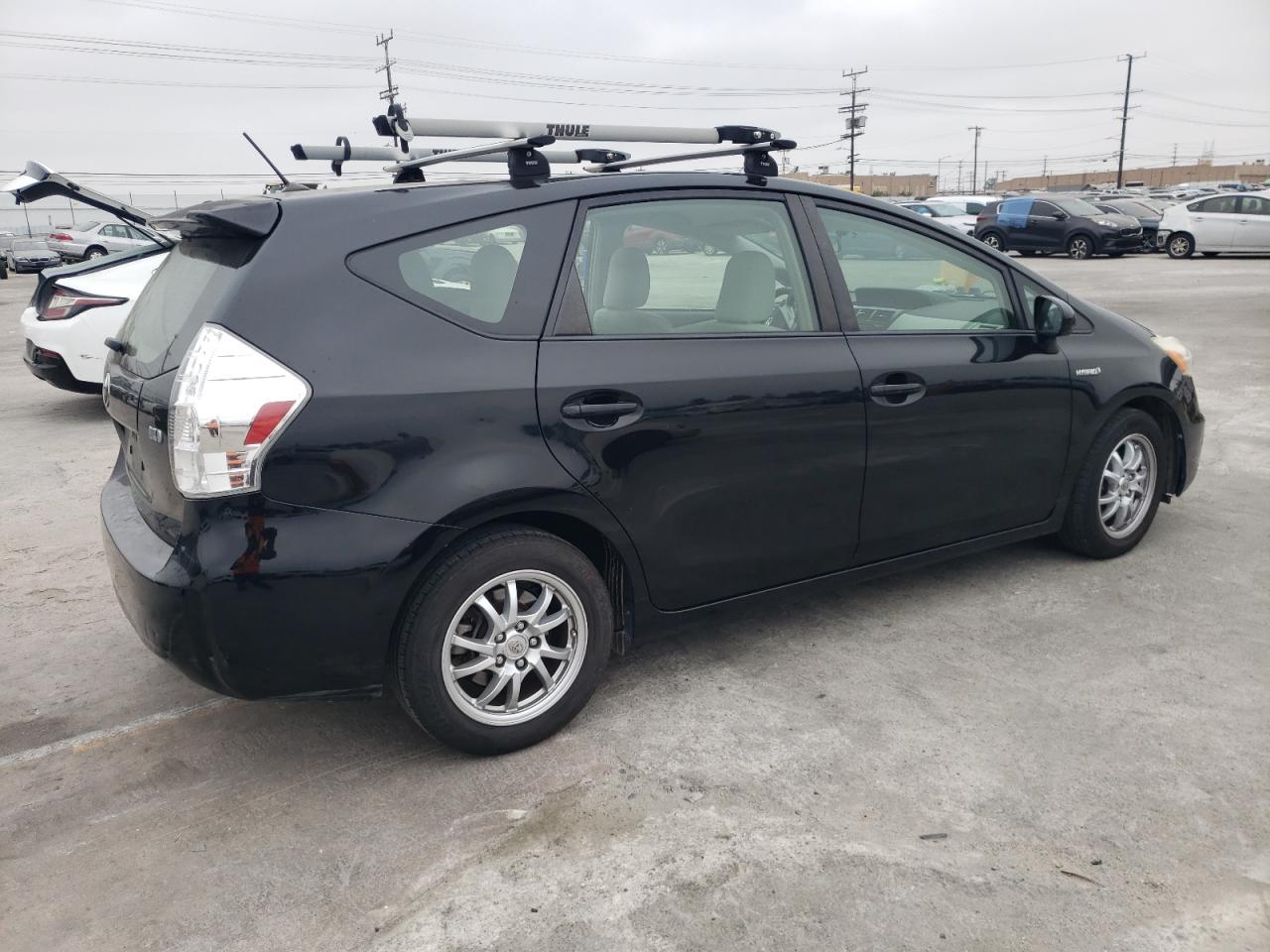 Photo 2 VIN: JTDZN3EU8C3024233 - TOYOTA PRIUS 