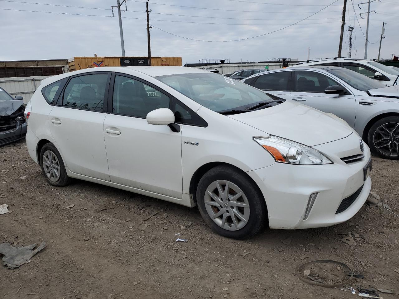 Photo 3 VIN: JTDZN3EU8C3028248 - TOYOTA PRIUS 