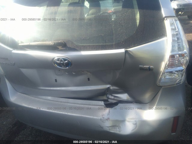 Photo 5 VIN: JTDZN3EU8C3046507 - TOYOTA PRIUS V 