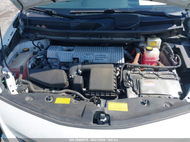 Photo 9 VIN: JTDZN3EU8C3129919 - TOYOTA PRIUS V 