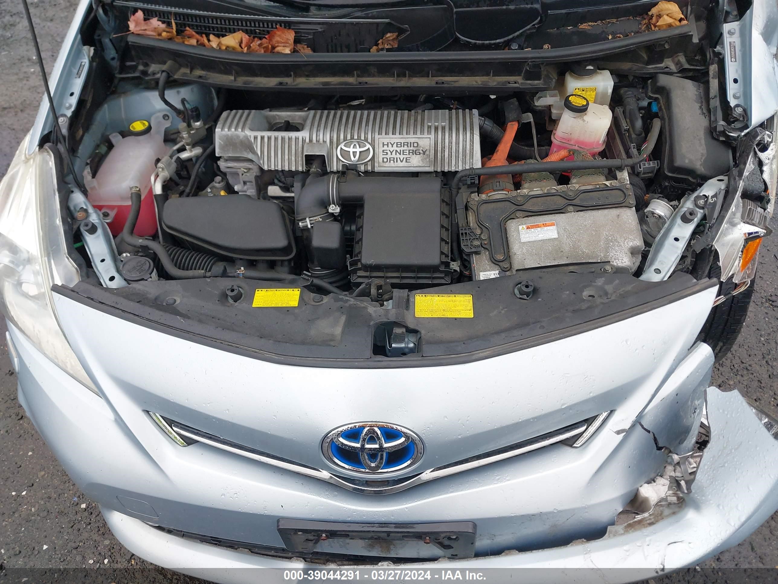 Photo 9 VIN: JTDZN3EU8C3131668 - TOYOTA PRIUS V (+) 