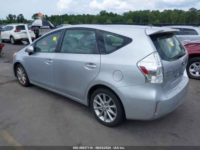 Photo 2 VIN: JTDZN3EU8D3230220 - TOYOTA PRIUS V 