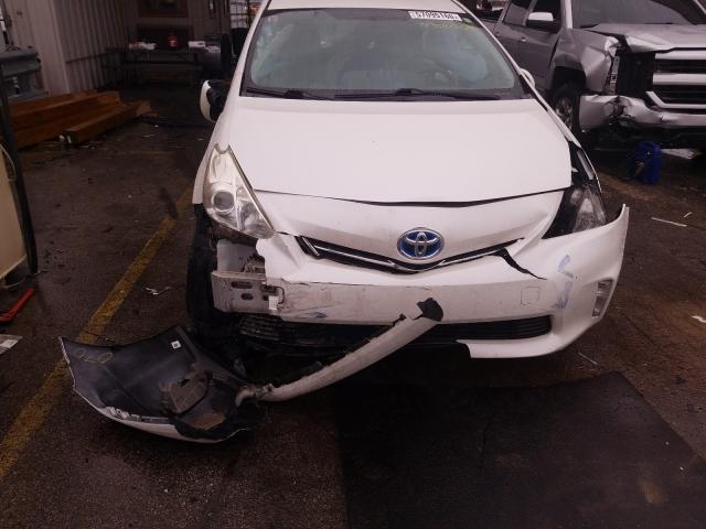 Photo 8 VIN: JTDZN3EU8D3247048 - TOYOTA PRIUS V 