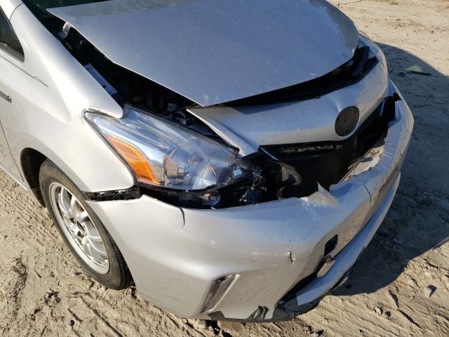 Photo 8 VIN: JTDZN3EU8E3326995 - TOYOTA PRIUS V 