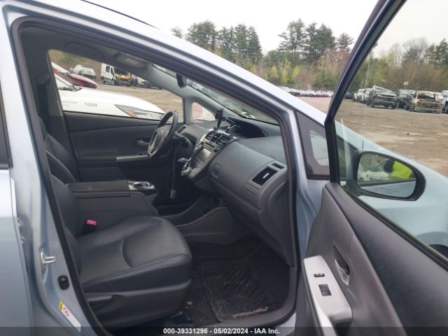 Photo 4 VIN: JTDZN3EU8E3347250 - TOYOTA PRIUS V 