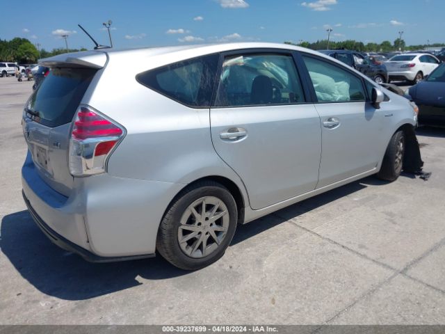 Photo 3 VIN: JTDZN3EU8FJ018612 - TOYOTA PRIUS V 