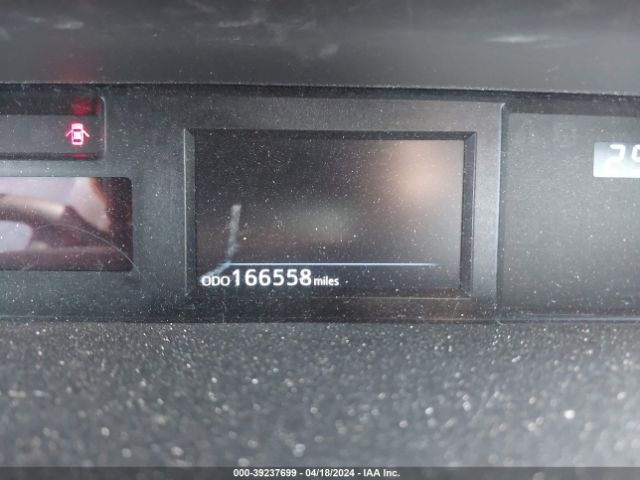 Photo 6 VIN: JTDZN3EU8FJ018612 - TOYOTA PRIUS V 