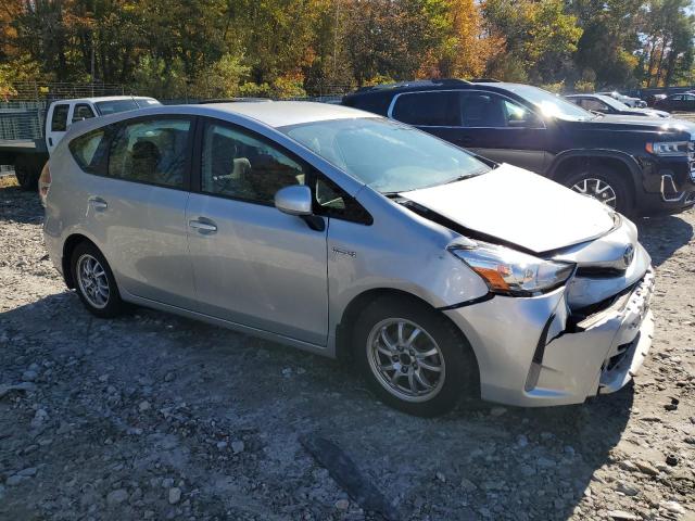 Photo 3 VIN: JTDZN3EU8FJ024054 - TOYOTA PRIUS V 