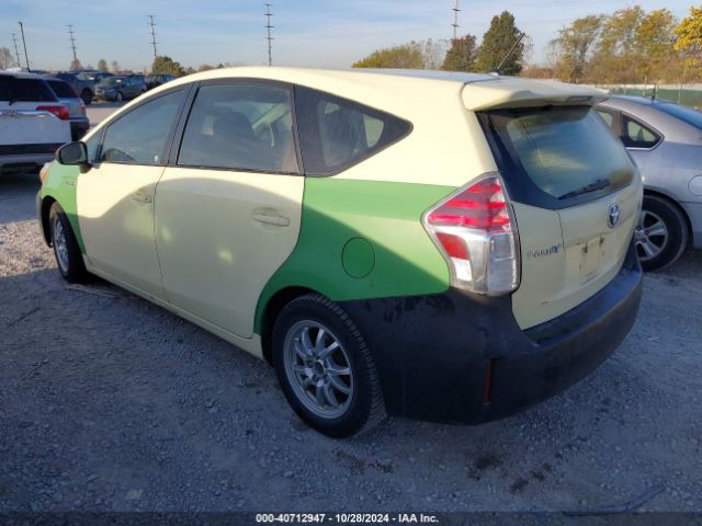 Photo 2 VIN: JTDZN3EU8FJ033451 - TOYOTA PRIUS V 