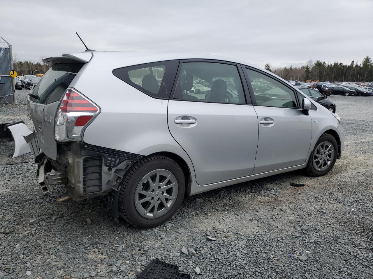 Photo 2 VIN: JTDZN3EU8JJ074736 - TOYOTA PRIUS 