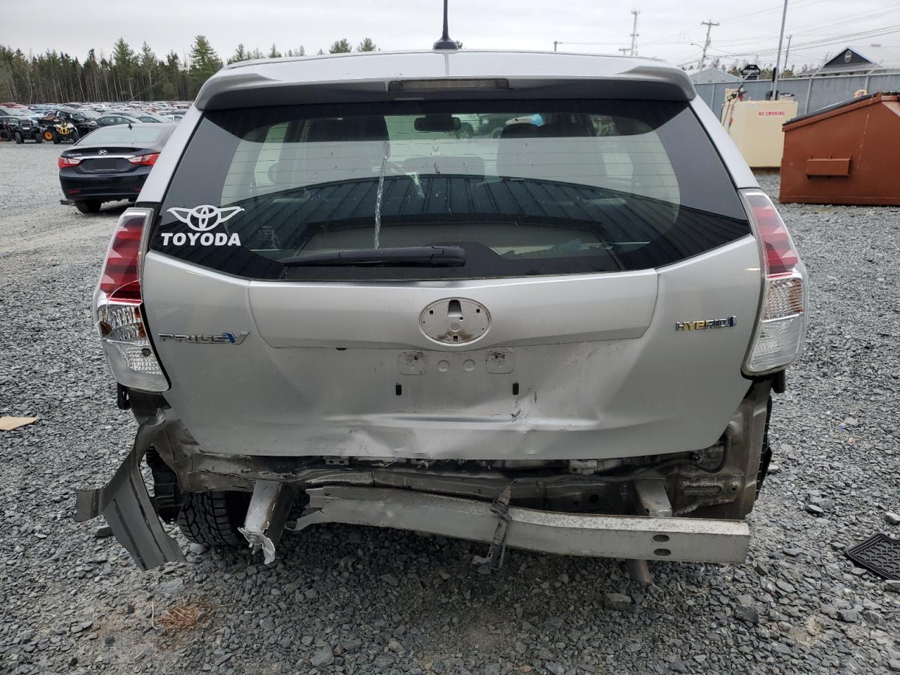 Photo 5 VIN: JTDZN3EU8JJ074736 - TOYOTA PRIUS 