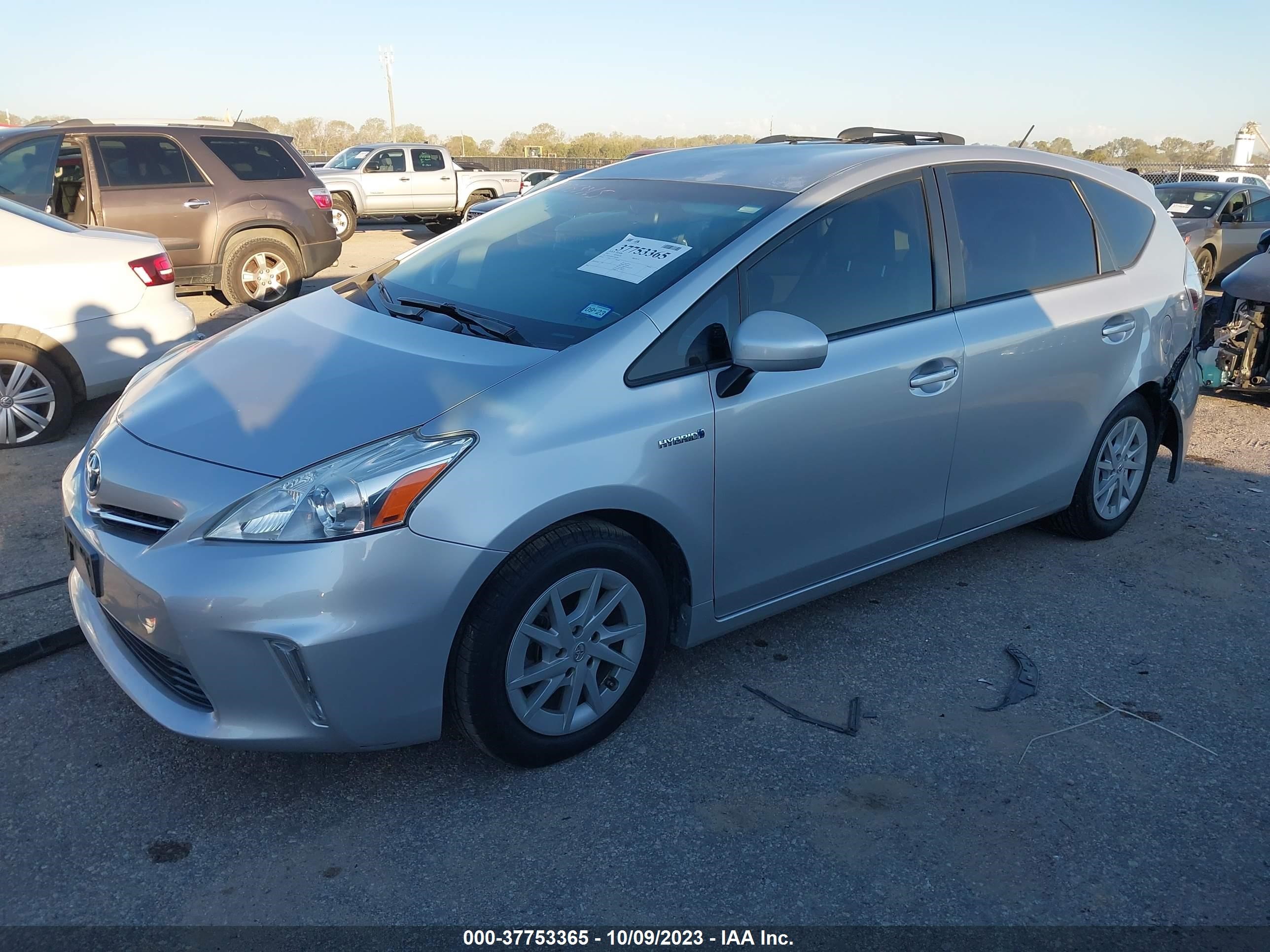 Photo 1 VIN: JTDZN3EU9C3044345 - TOYOTA PRIUS V (+) 