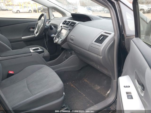 Photo 4 VIN: JTDZN3EU9C3155381 - TOYOTA PRIUS V 