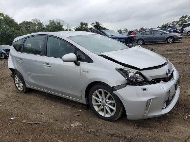 Photo 3 VIN: JTDZN3EU9C3165358 - TOYOTA PRIUS V 