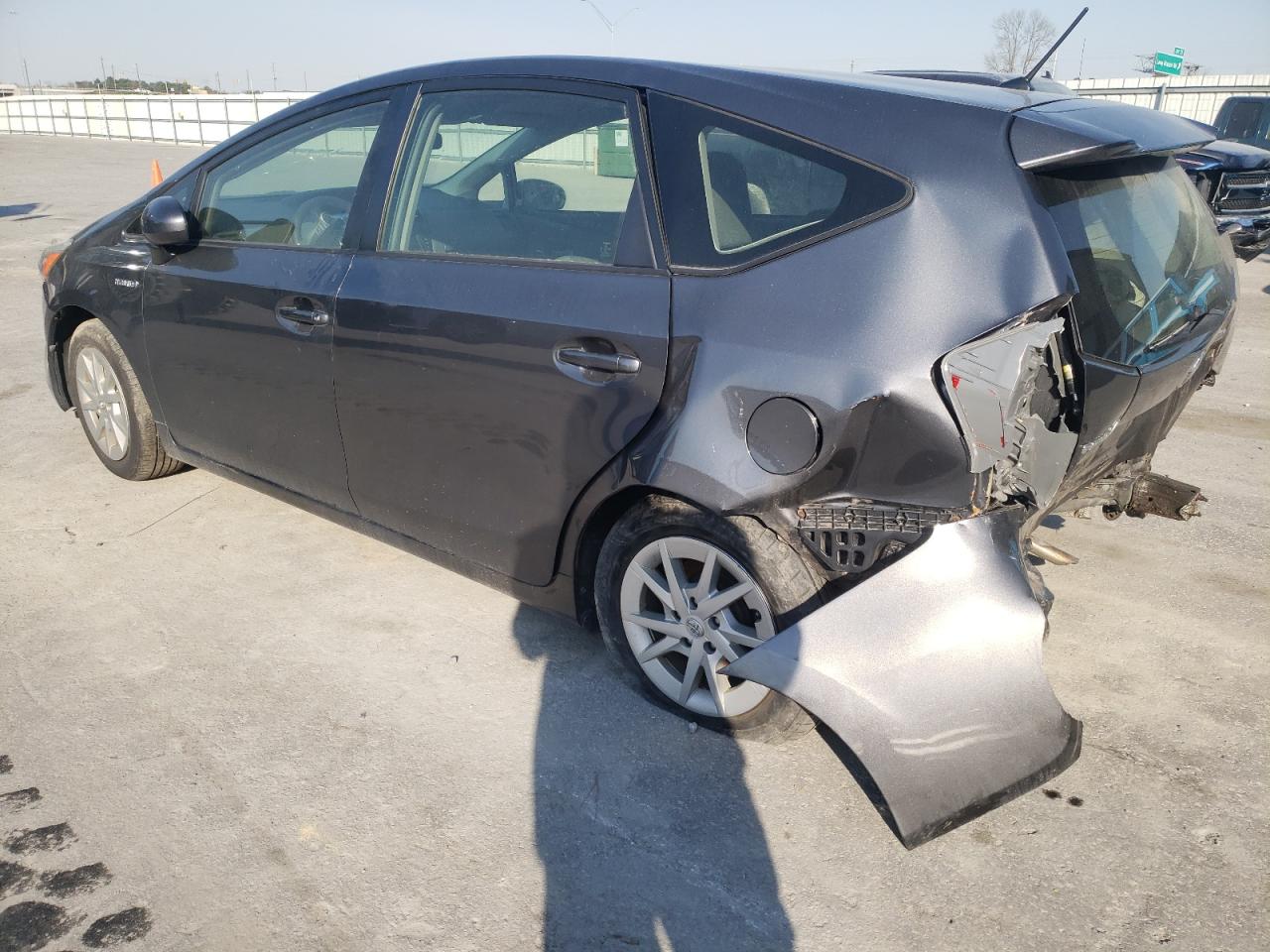 Photo 1 VIN: JTDZN3EU9D3217122 - TOYOTA PRIUS 