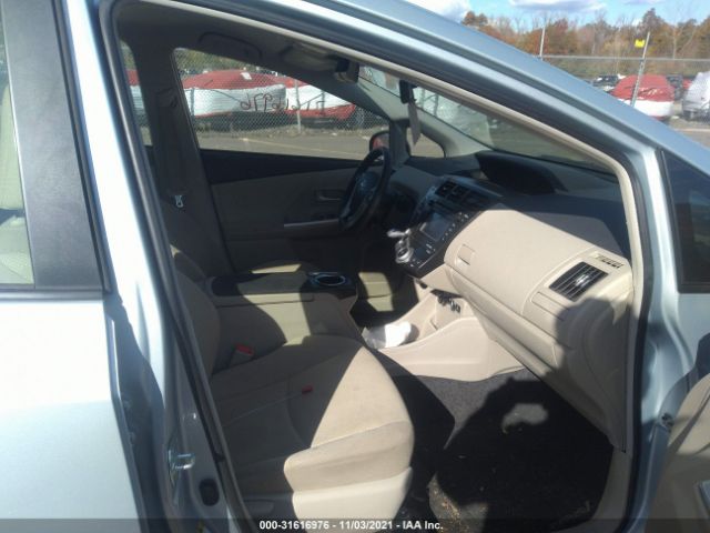 Photo 4 VIN: JTDZN3EU9D3260228 - TOYOTA PRIUS V 