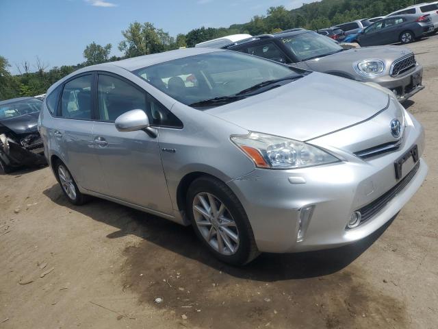 Photo 3 VIN: JTDZN3EU9D3267700 - TOYOTA PRIUS V 