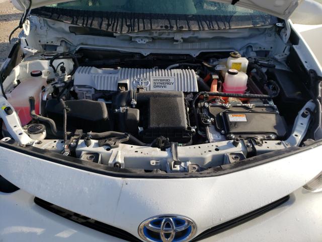 Photo 6 VIN: JTDZN3EU9HJ059334 - TOYOTA PRIUS V 