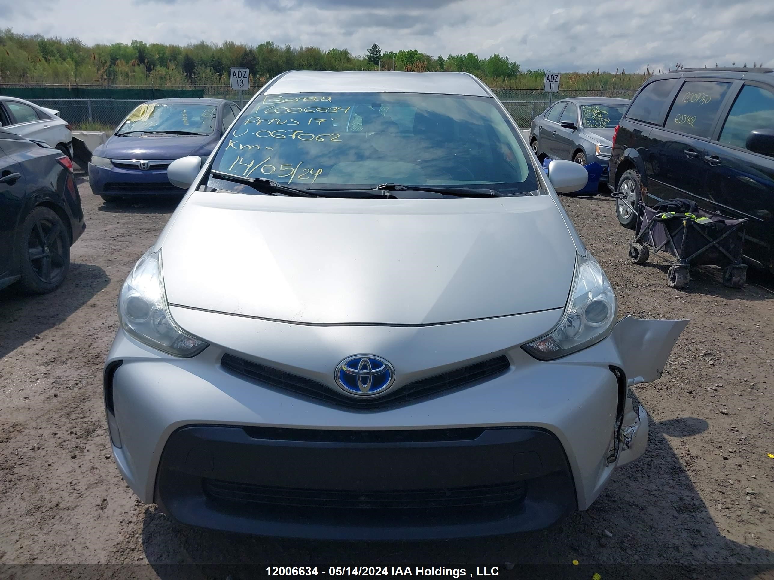 Photo 11 VIN: JTDZN3EU9HJ067062 - TOYOTA PRIUS V (+) 