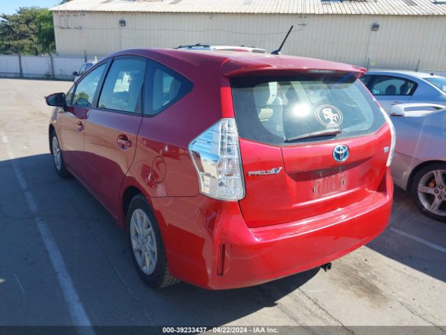 Photo 2 VIN: JTDZN3EUXC3057489 - TOYOTA PRIUS V 