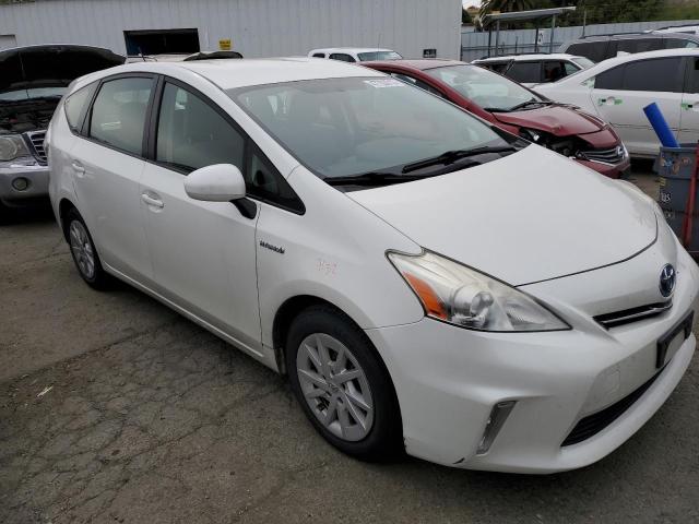 Photo 3 VIN: JTDZN3EUXC3057637 - TOYOTA PRIUS V 