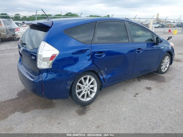 Photo 3 VIN: JTDZN3EUXC3076544 - TOYOTA PRIUS V 