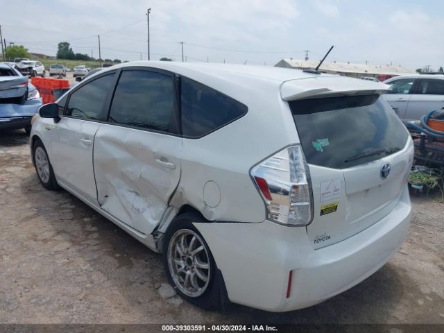 Photo 2 VIN: JTDZN3EUXC3136533 - TOYOTA PRIUS V 