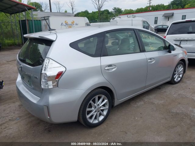 Photo 3 VIN: JTDZN3EUXC3142252 - TOYOTA PRIUS V 