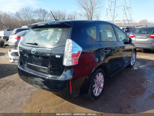 Photo 3 VIN: JTDZN3EUXD3210941 - TOYOTA PRIUS V 