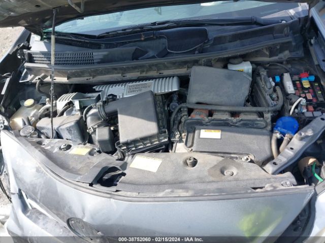 Photo 9 VIN: JTDZN3EUXD3242630 - TOYOTA PRIUS V 