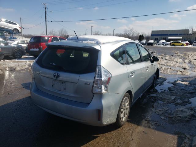 Photo 3 VIN: JTDZN3EUXD3257578 - TOYOTA PRIUS V 