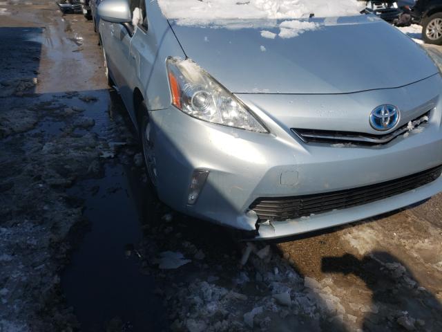 Photo 8 VIN: JTDZN3EUXD3257578 - TOYOTA PRIUS V 