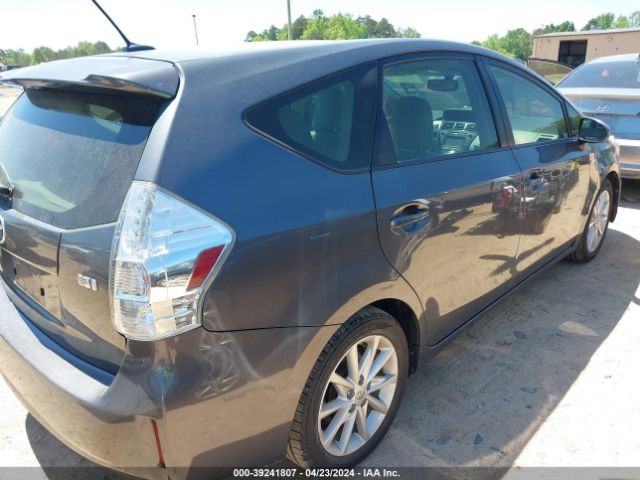 Photo 3 VIN: JTDZN3EUXD3273232 - TOYOTA PRIUS V 