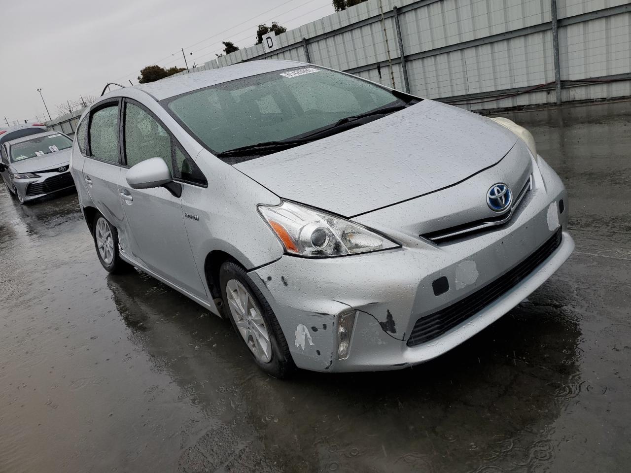 Photo 3 VIN: JTDZN3EUXD3274364 - TOYOTA PRIUS 