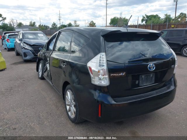 Photo 2 VIN: JTDZN3EUXE3356807 - TOYOTA PRIUS V 