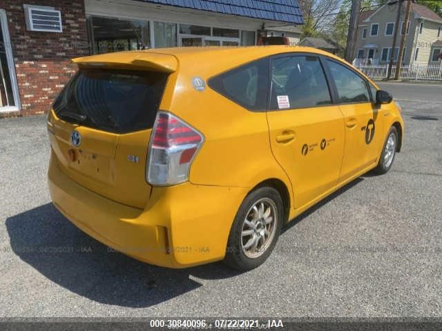 Photo 3 VIN: JTDZN3EUXFJ035962 - TOYOTA PRIUS V 