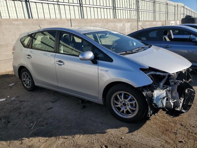 Photo 3 VIN: JTDZN3EUXFJ037646 - TOYOTA PRIUS V 