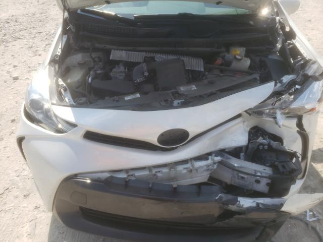 Photo 6 VIN: JTDZN3EUXGJ041990 - TOYOTA PRIUS V 