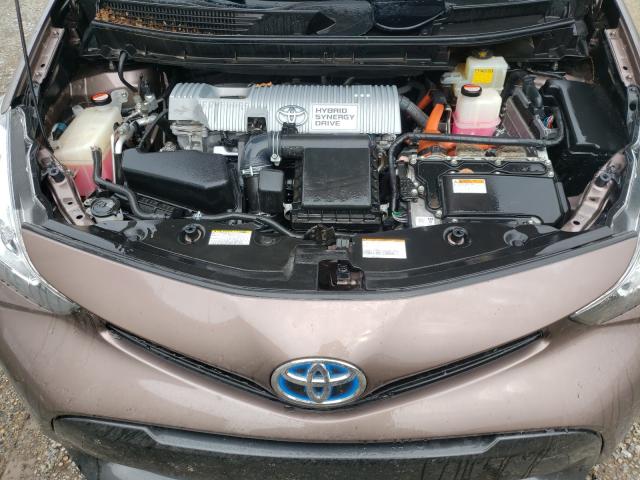 Photo 6 VIN: JTDZN3EUXGJ044548 - TOYOTA PRIUS V 