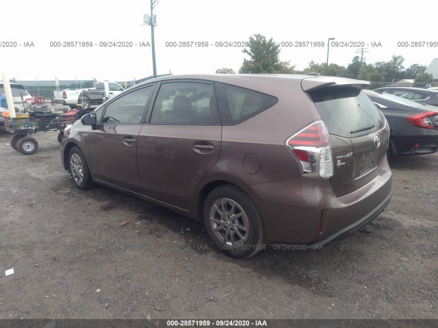 Photo 2 VIN: JTDZN3EUXGJ046400 - TOYOTA PRIUS V 