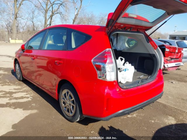 Photo 2 VIN: JTDZN3EUXGJ054951 - TOYOTA PRIUS V 