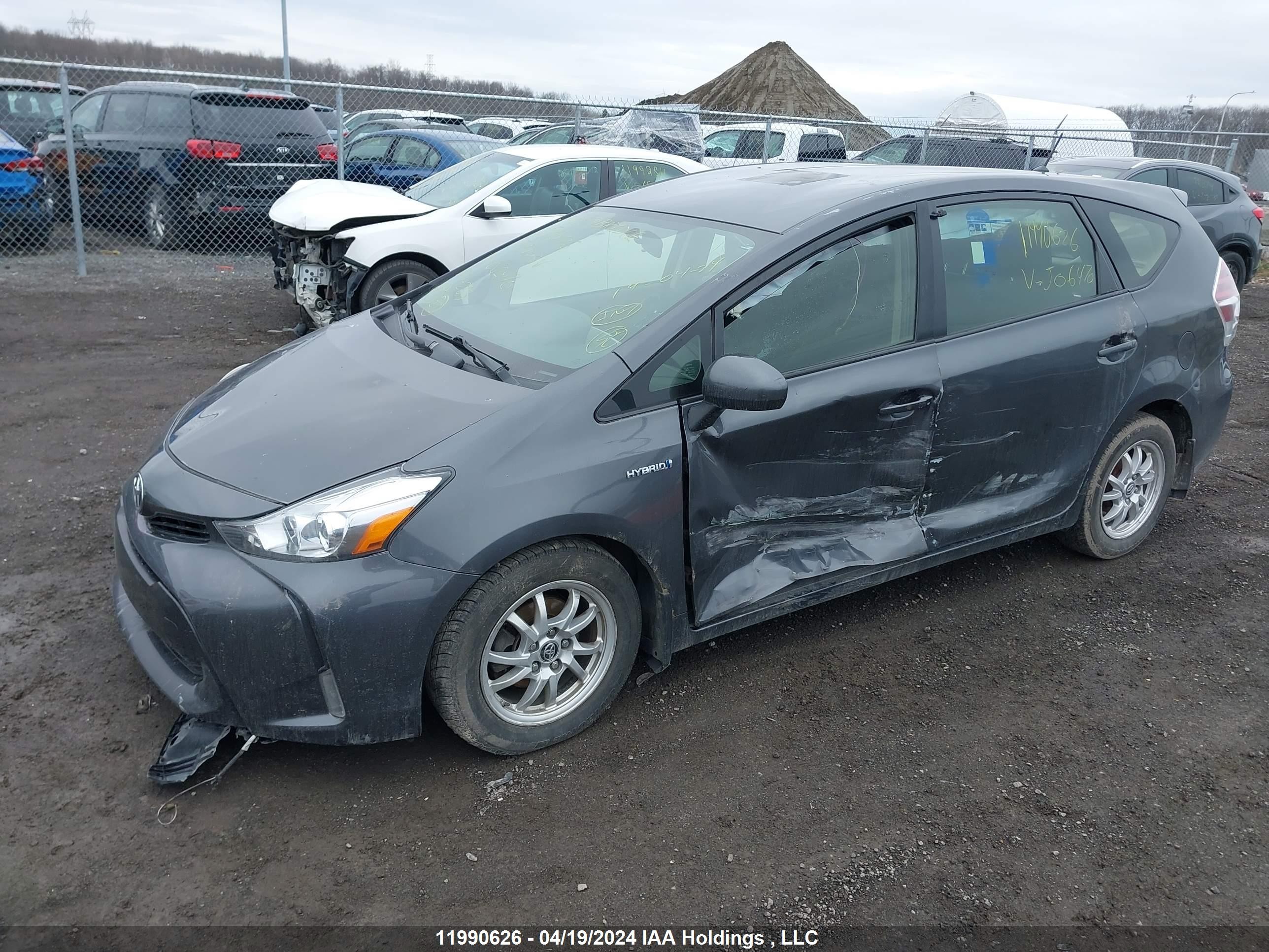 Photo 1 VIN: JTDZN3EUXHJ062470 - TOYOTA PRIUS V (+) 