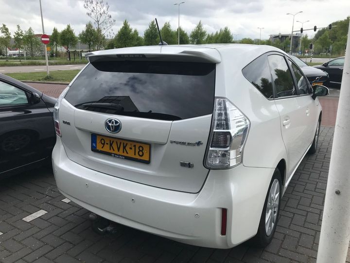 Photo 3 VIN: JTDZS3EU703071368 - TOYOTA PRIUS WAGON 