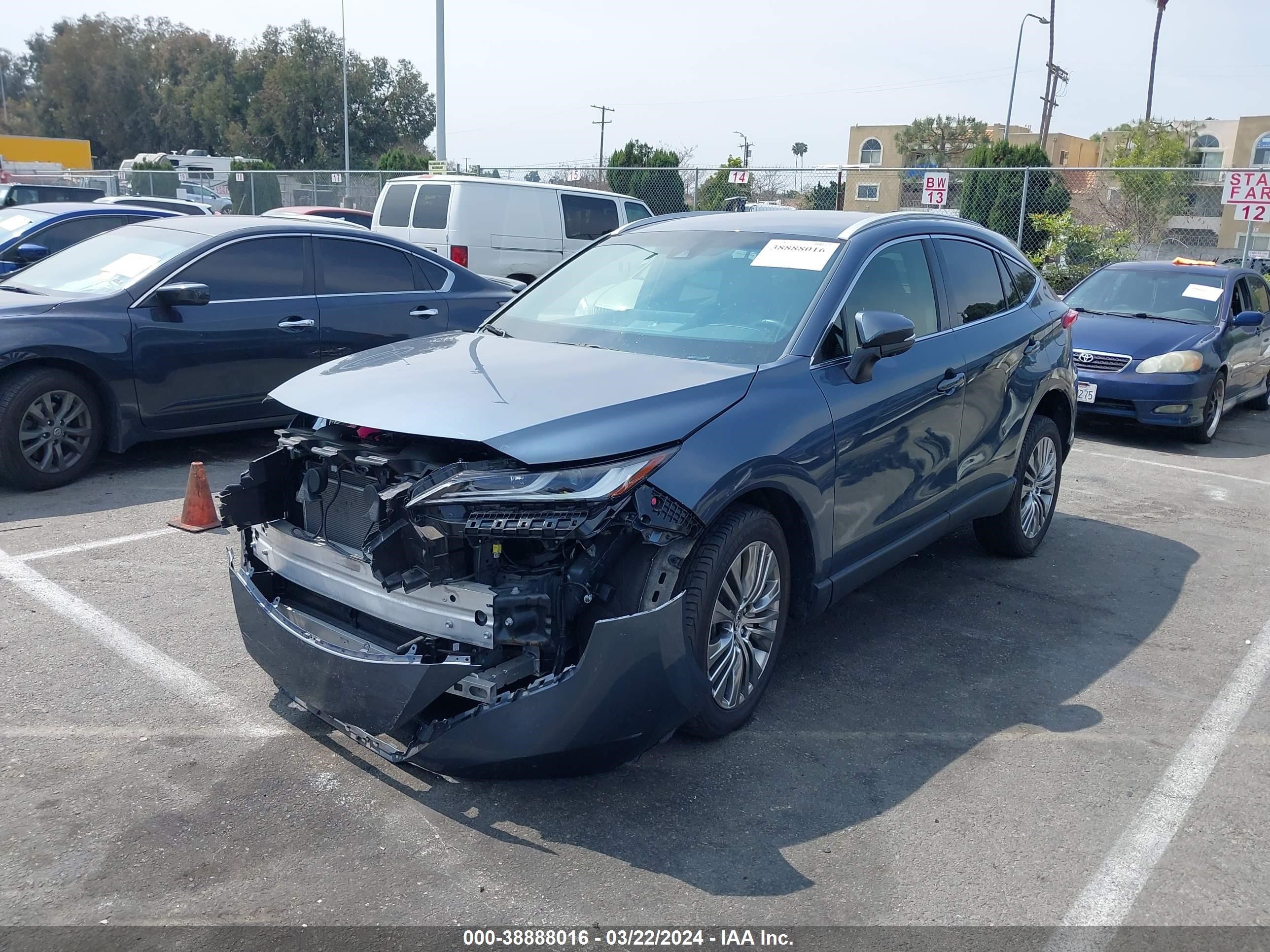 Photo 1 VIN: JTEAAAAH2NJ098649 - TOYOTA VENZA 