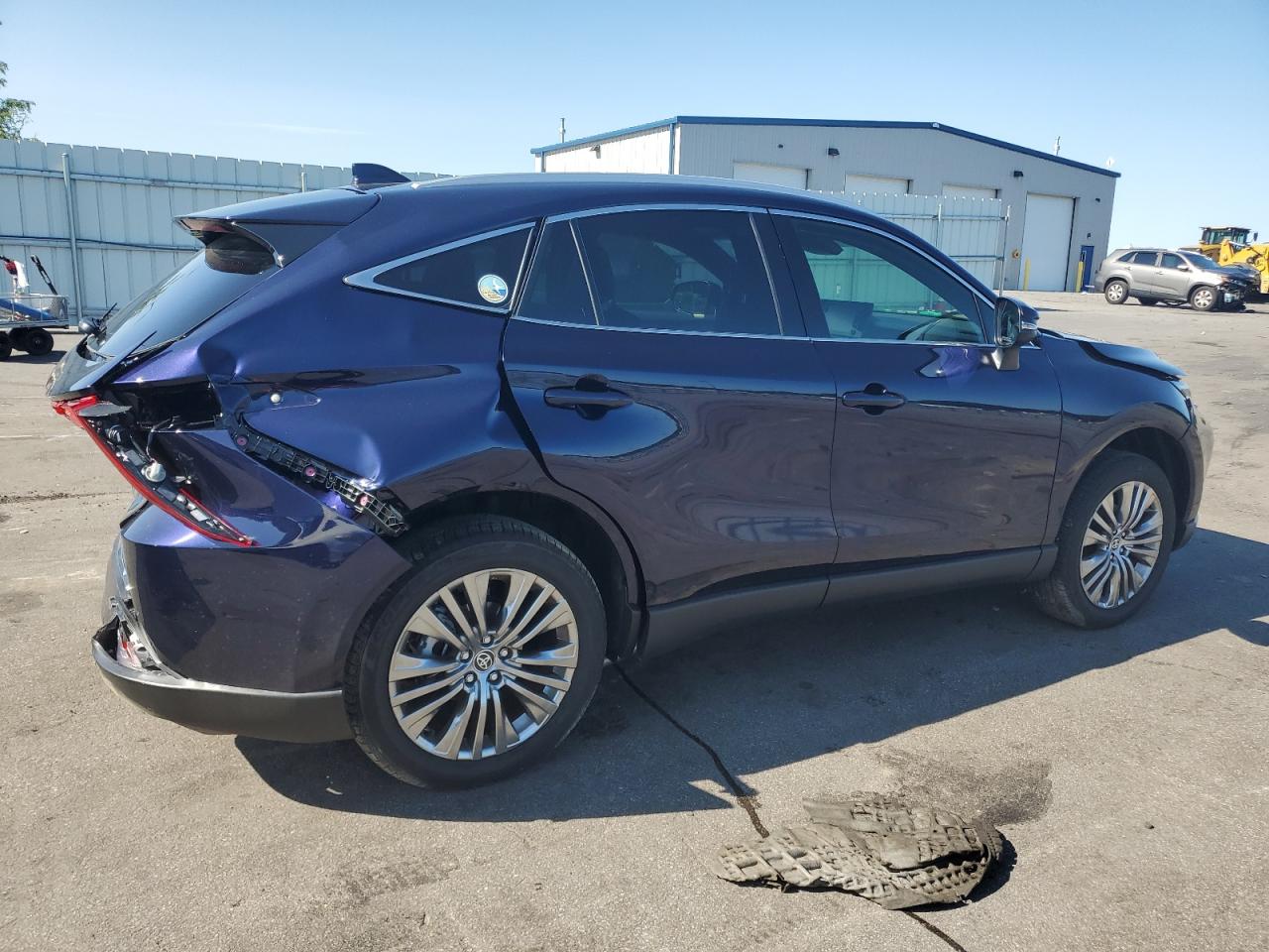 Photo 2 VIN: JTEAAAAH5NJ118330 - TOYOTA VENZA 