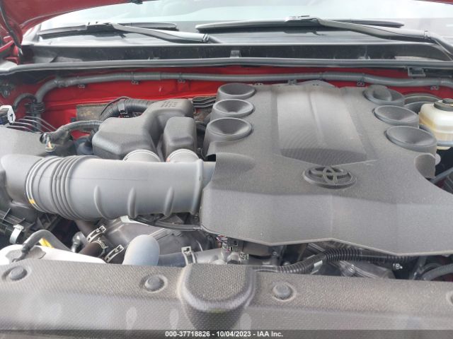 Photo 9 VIN: JTEAU5JR6N5268625 - TOYOTA 4RUNNER 