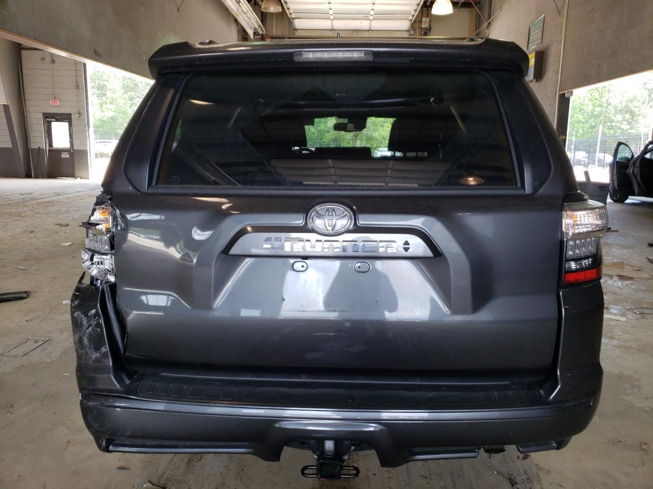 Photo 5 VIN: JTEAU5JR8N5262423 - TOYOTA 4RUNNER 